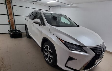 Lexus RX IV рестайлинг, 2017 год, 3 850 000 рублей, 10 фотография