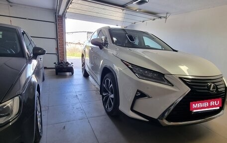Lexus RX IV рестайлинг, 2017 год, 3 850 000 рублей, 5 фотография