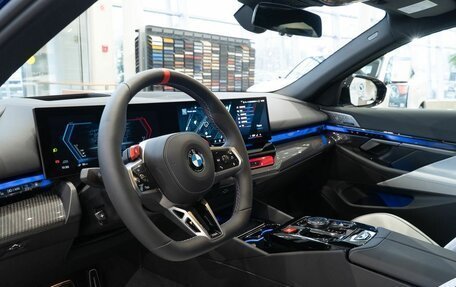 BMW M5, 2024 год, 21 000 000 рублей, 9 фотография