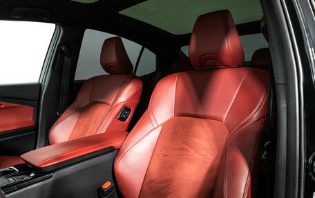 Toyota Camry, 2024 год, 3 829 900 рублей, 16 фотография