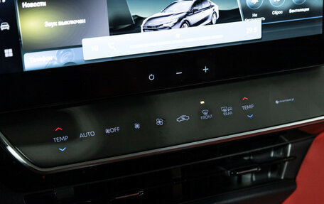 Toyota Camry, 2024 год, 3 829 900 рублей, 20 фотография