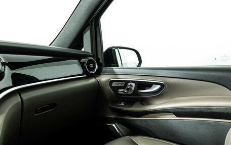 Mercedes-Benz V-Класс, 2022 год, 9 499 700 рублей, 19 фотография