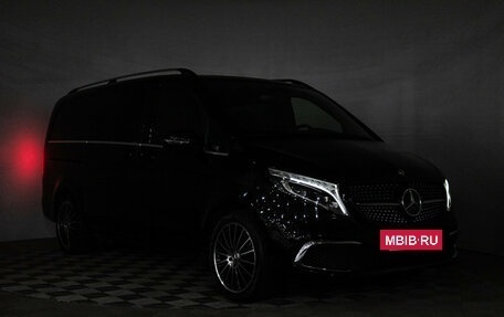 Mercedes-Benz V-Класс, 2022 год, 9 499 700 рублей, 29 фотография