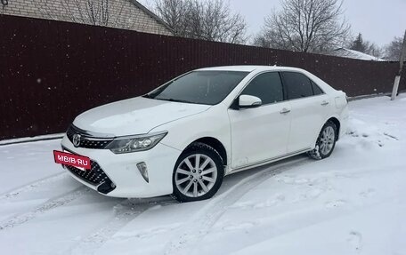 Toyota Camry, 2014 год, 1 730 000 рублей, 6 фотография