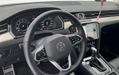 Volkswagen Passat B8 рестайлинг, 2017 год, 2 000 000 рублей, 6 фотография