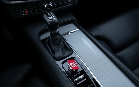 Volvo S90 II рестайлинг, 2019 год, 3 145 000 рублей, 14 фотография