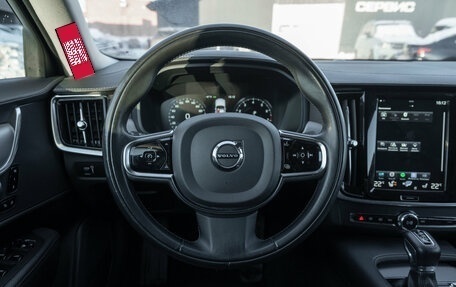 Volvo S90 II рестайлинг, 2019 год, 3 145 000 рублей, 10 фотография