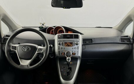 Toyota Verso I, 2010 год, 970 000 рублей, 5 фотография