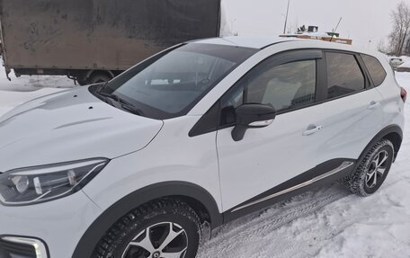 Renault Kaptur I рестайлинг, 2018 год, 1 500 000 рублей, 8 фотография