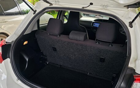 Toyota Vitz, 2019 год, 1 000 000 рублей, 12 фотография