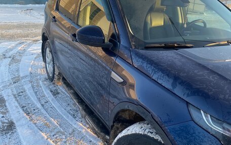 Land Rover Discovery Sport I рестайлинг, 2019 год, 2 400 000 рублей, 3 фотография