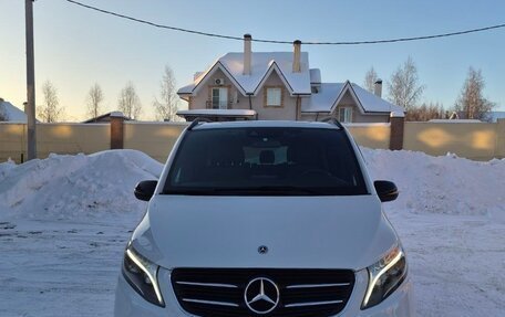 Mercedes-Benz V-Класс, 2018 год, 8 500 000 рублей, 23 фотография