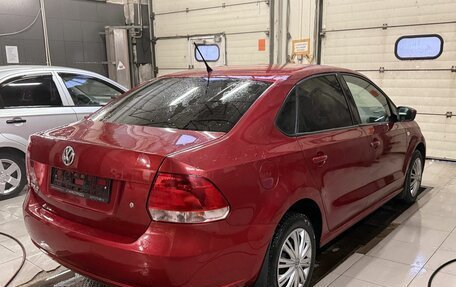 Volkswagen Polo VI (EU Market), 2013 год, 739 000 рублей, 2 фотография