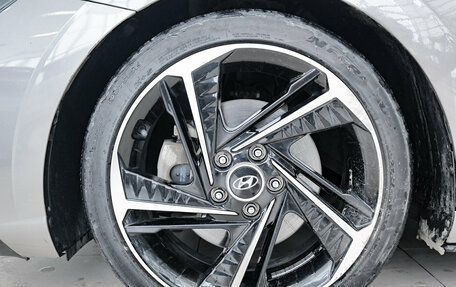 Hyundai Elantra, 2021 год, 2 250 000 рублей, 22 фотография