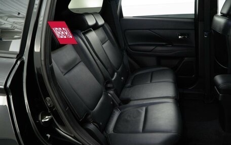 Mitsubishi Outlander III рестайлинг 3, 2021 год, 2 593 055 рублей, 7 фотография