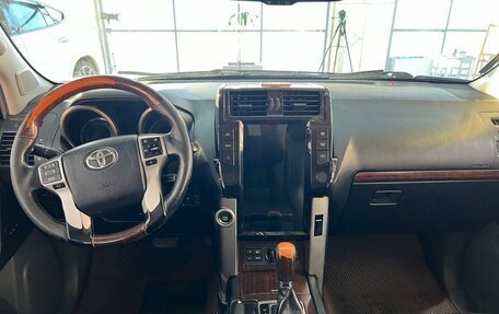 Toyota Land Cruiser Prado 150 рестайлинг 2, 2012 год, 2 263 000 рублей, 9 фотография