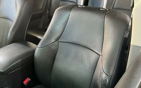 Toyota Land Cruiser Prado 150 рестайлинг 2, 2012 год, 2 263 000 рублей, 10 фотография