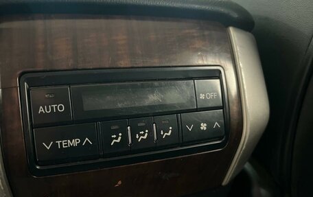 Toyota Land Cruiser Prado 150 рестайлинг 2, 2012 год, 2 263 000 рублей, 18 фотография