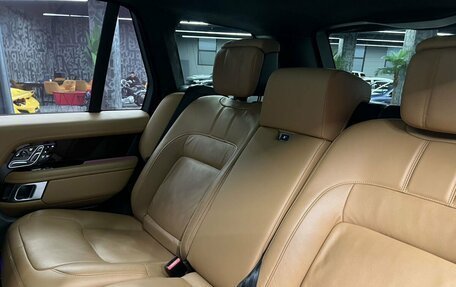 Land Rover Range Rover IV рестайлинг, 2021 год, 8 500 000 рублей, 10 фотография