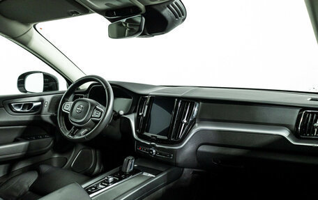 Volvo XC60 II, 2019 год, 3 749 900 рублей, 9 фотография