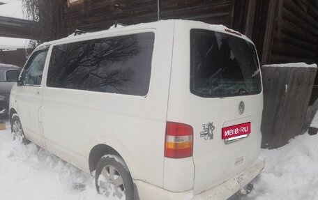 Volkswagen Transporter T5 рестайлинг, 2004 год, 750 000 рублей, 2 фотография