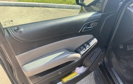 Chevrolet Tahoe IV, 2017 год, 4 750 000 рублей, 15 фотография