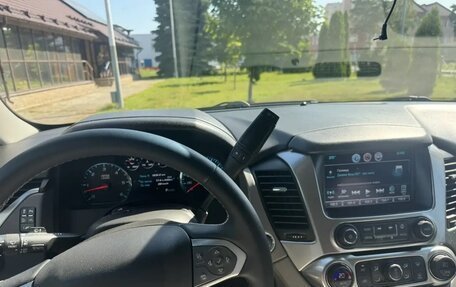 Chevrolet Tahoe IV, 2017 год, 4 750 000 рублей, 14 фотография