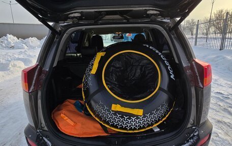 Toyota RAV4, 2015 год, 1 900 000 рублей, 18 фотография