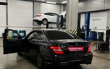 Mercedes-Benz C-Класс, 2012 год, 1 100 000 рублей, 4 фотография