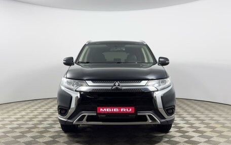 Mitsubishi Outlander III рестайлинг 3, 2020 год, 2 552 900 рублей, 3 фотография