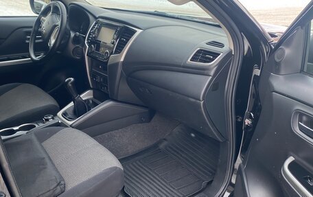 Mitsubishi L200 IV рестайлинг, 2022 год, 3 700 000 рублей, 13 фотография