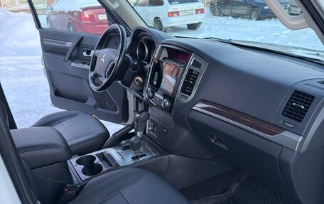 Mitsubishi Pajero IV, 2021 год, 4 300 000 рублей, 16 фотография