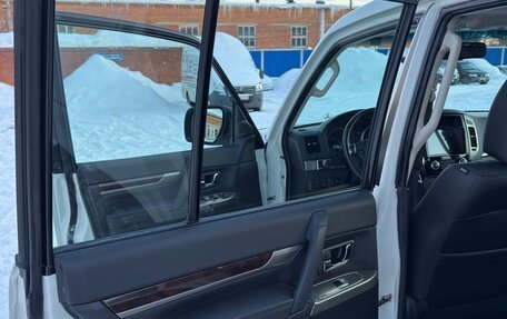 Mitsubishi Pajero IV, 2021 год, 4 300 000 рублей, 15 фотография