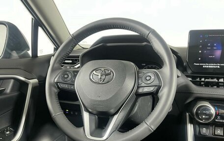 Toyota RAV4, 2025 год, 4 249 000 рублей, 16 фотография