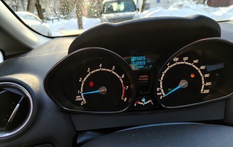 Ford Fiesta, 2015 год, 950 000 рублей, 13 фотография