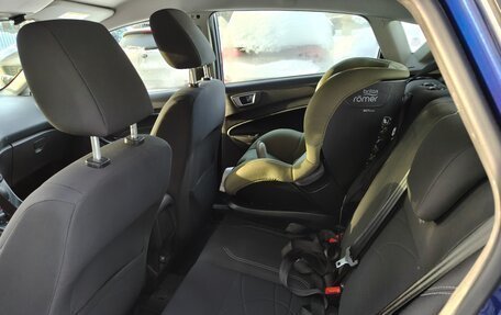 Ford Fiesta, 2015 год, 950 000 рублей, 14 фотография