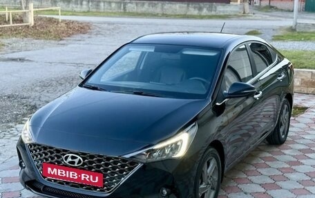 Hyundai Solaris II рестайлинг, 2021 год, 1 620 000 рублей, 2 фотография