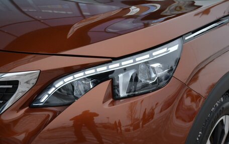 Peugeot 3008 II, 2018 год, 1 999 000 рублей, 9 фотография