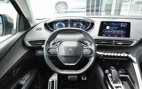 Peugeot 3008 II, 2018 год, 1 999 000 рублей, 19 фотография