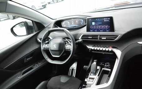 Peugeot 3008 II, 2018 год, 1 999 000 рублей, 18 фотография