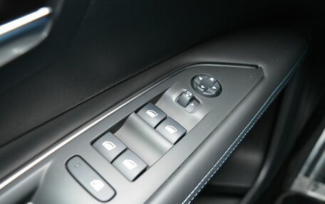 Peugeot 3008 II, 2018 год, 1 999 000 рублей, 26 фотография