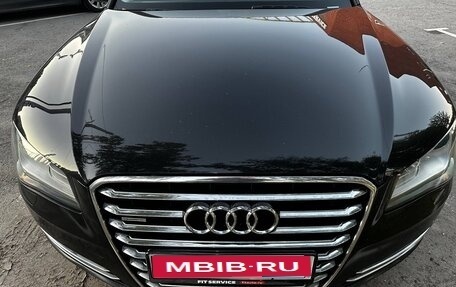 Audi A8, 2011 год, 1 700 000 рублей, 1 фотография