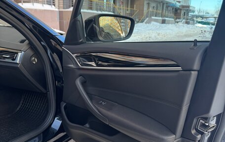 BMW 5 серия, 2017 год, 3 150 000 рублей, 33 фотография