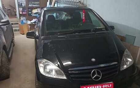 Mercedes-Benz A-Класс, 2012 год, 680 000 рублей, 5 фотография