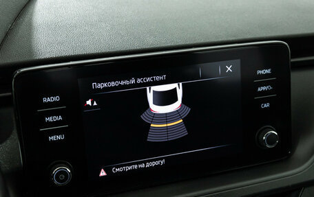 Skoda Rapid II, 2021 год, 1 650 900 рублей, 15 фотография