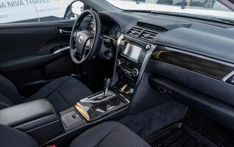 Toyota Camry, 2014 год, 1 519 000 рублей, 6 фотография