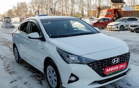 Hyundai Solaris II рестайлинг, 2020 год, 1 350 000 рублей, 7 фотография