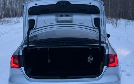 Volkswagen Jetta VI, 2013 год, 1 200 000 рублей, 5 фотография