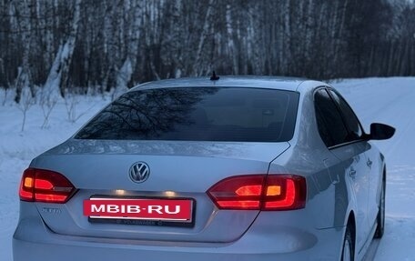 Volkswagen Jetta VI, 2013 год, 1 200 000 рублей, 4 фотография