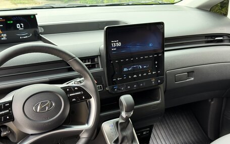 Hyundai Staria, 2024 год, 5 999 999 рублей, 11 фотография